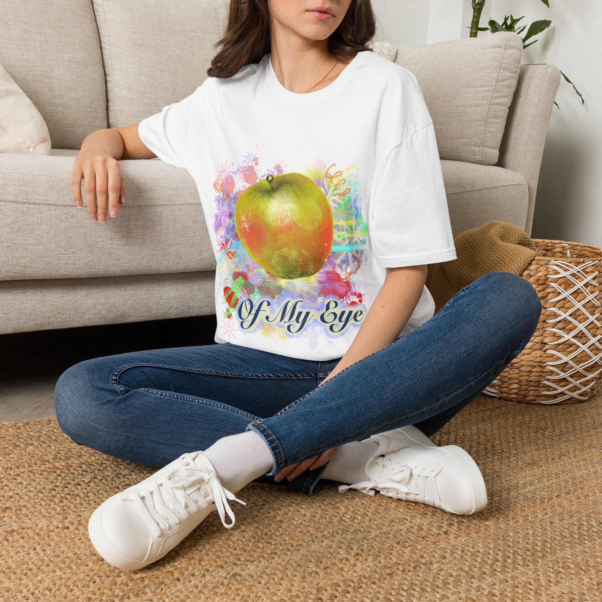 ‘Apple of My Eye’ T-Shirt — Graphic Tee